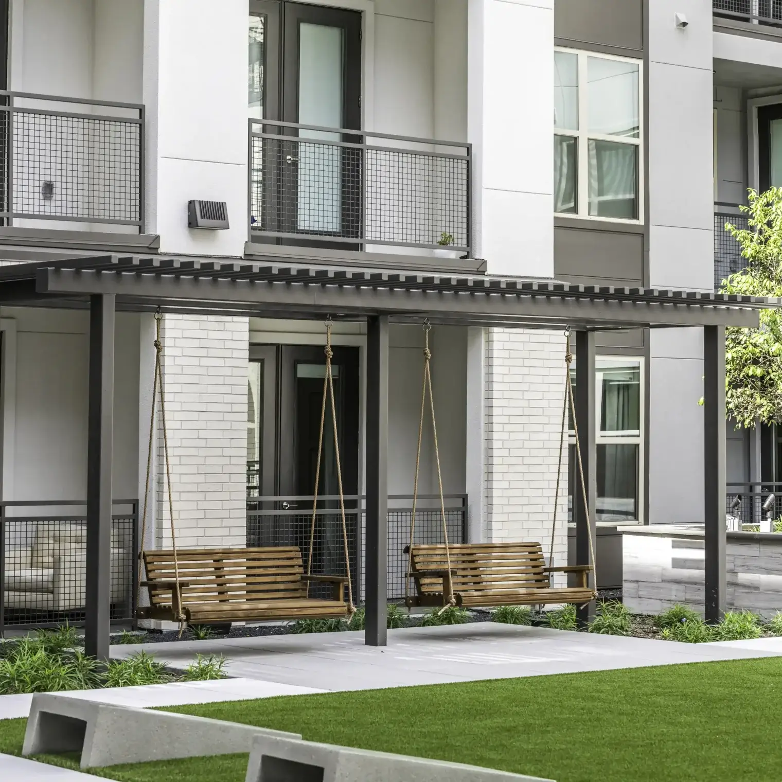 45-modera-six-pines-shenandoah-texas-hires