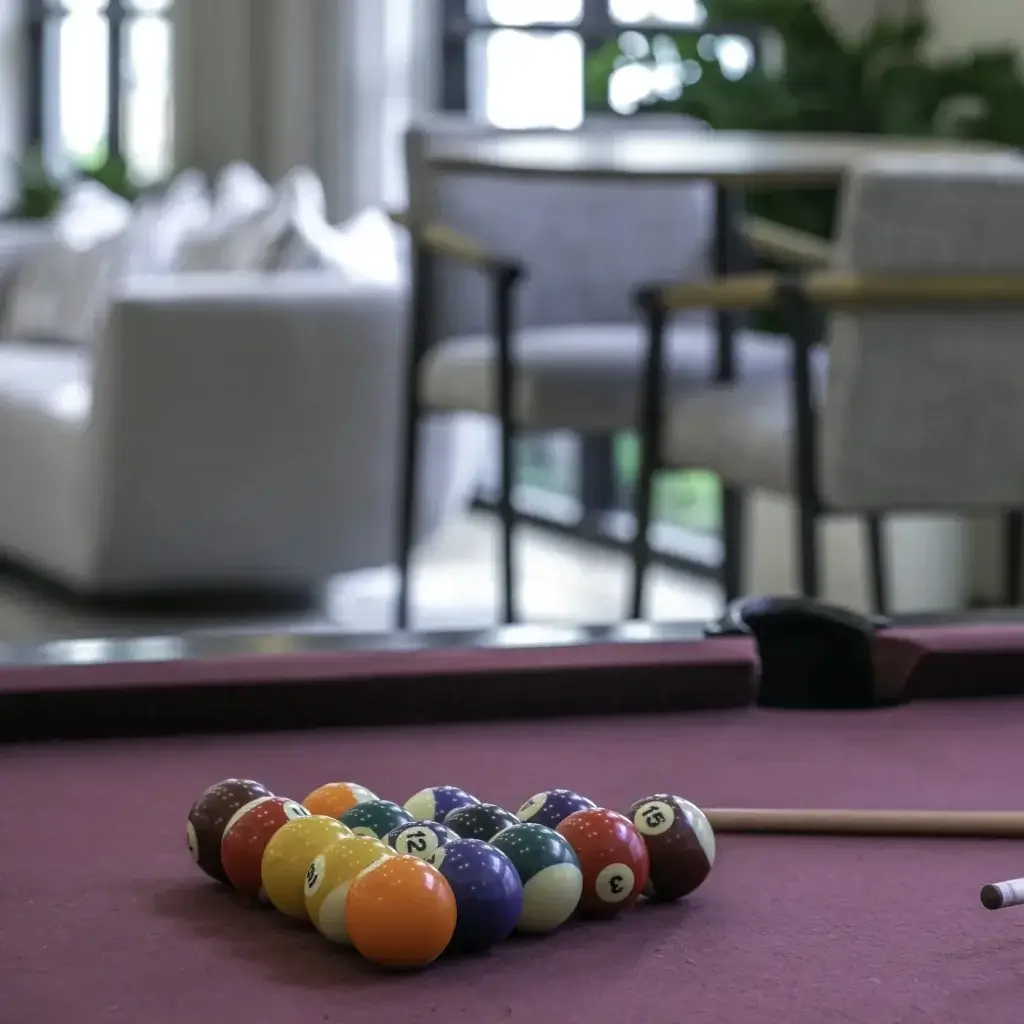 modera-six-pines-billiards-1