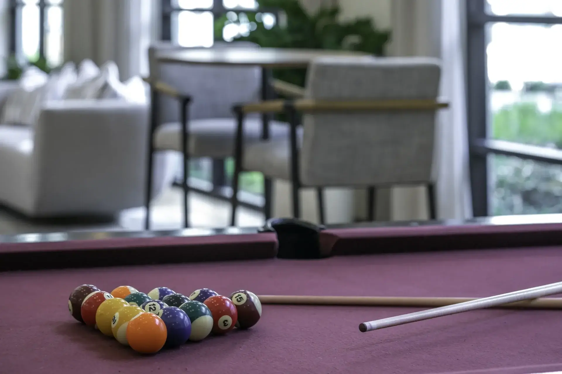 modera-six-pines-billiards