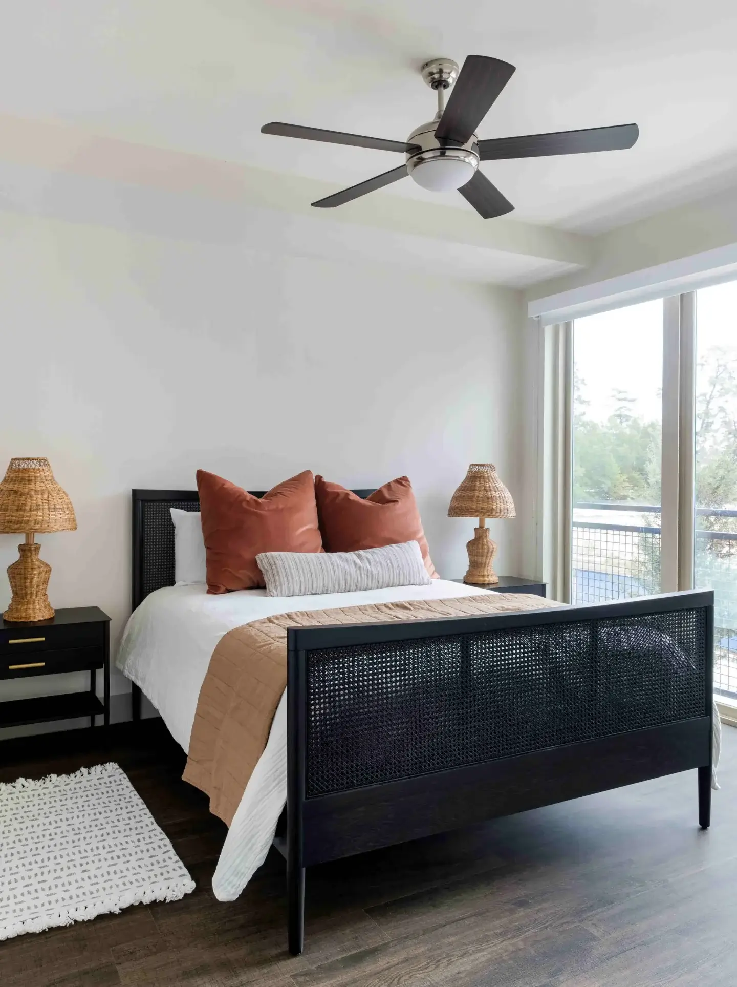 20-modera-six-pines-shenandoah-texas-hires-1-1-